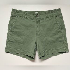 Gap Green 5” Short Pants For Womens
